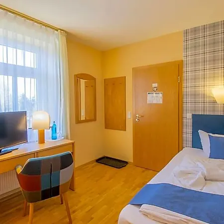 Ferien Residenz Thueringer Wald 酒店 4*